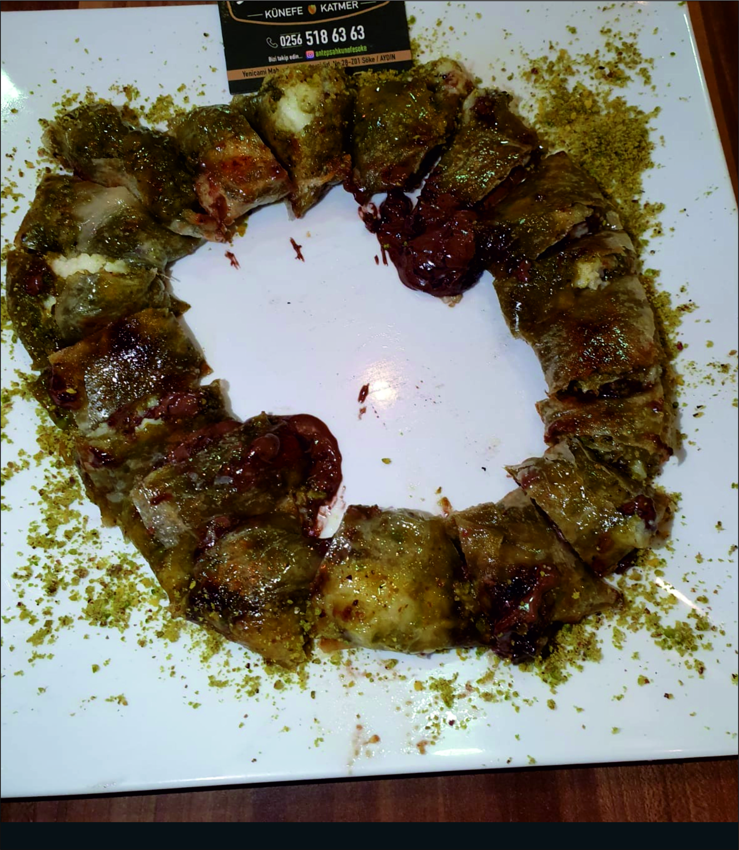 Çikolatalı Simit Katmer