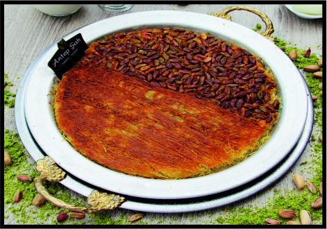 Yarı Hasır Yarı Zade